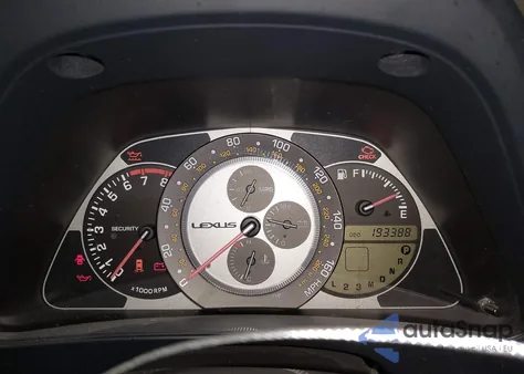 2004 Lexus Is 300 z USA, uszkodzony, nr VIN JTHBD192540089334